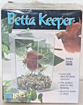 Lees 19538 Aquarium Betta Keeper Hex Kit 4.8 Inch L X 3.8 W 5.4 H