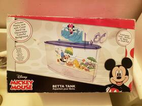 Penn-plax Mmk115 Disney Mickey Mouse Betta Tank Aquarium Kit. .07 Gallons/.26 Liters Tank