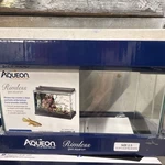 Aqueon Rimless Glass Rectangle Aquarium Tank Only 2.5 Gallon. Fixed Price $30.00.